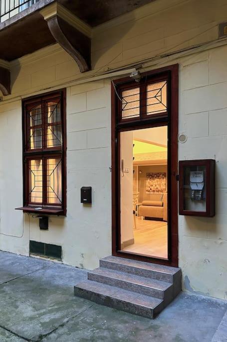 Hevesi Apartman Apartment