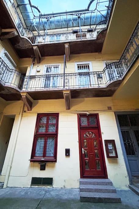 Hevesi Apartman Apartment *